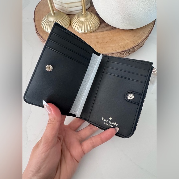 NWT | Kate Spade | Spade Flower Medium Bifold Wallet - Picture 6 of 9
